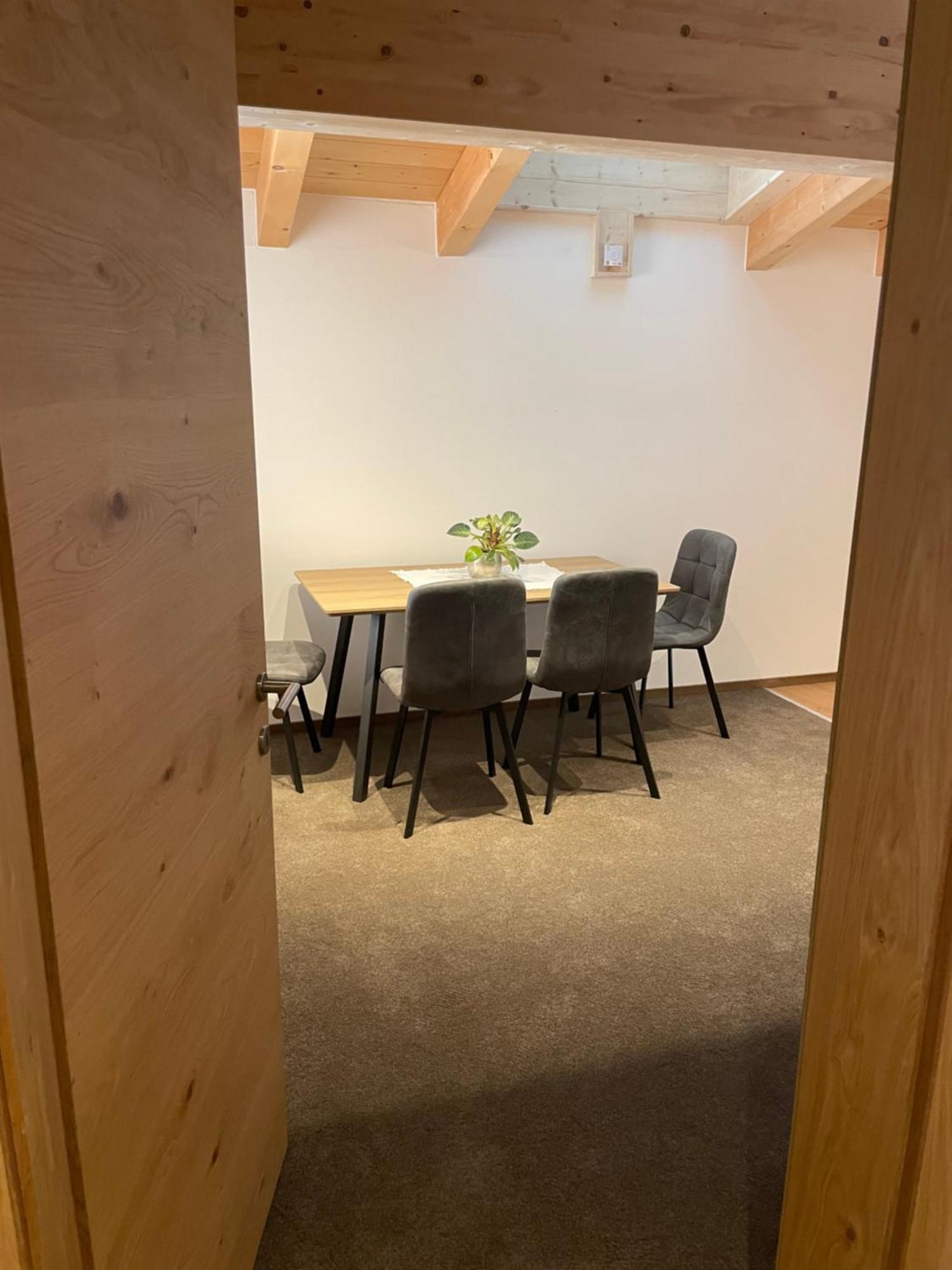 Haus Alt St. Anton Appartement Sankt Anton am Arlberg Buitenkant foto